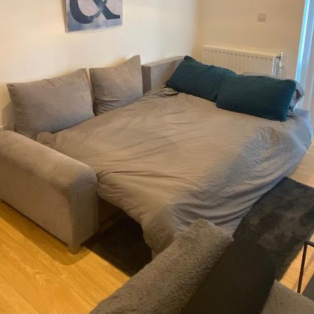 Luxury London Apartment - Steps To East Croydon Train Station Bagian luar foto